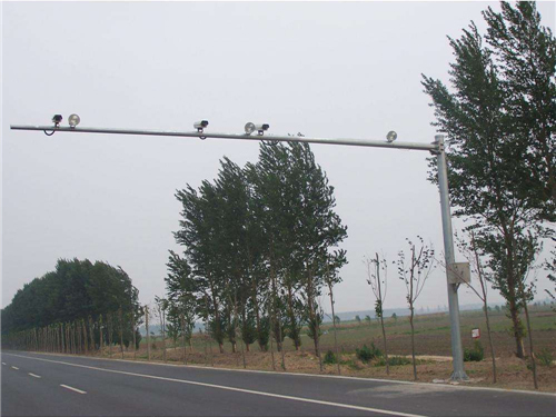  電子警察